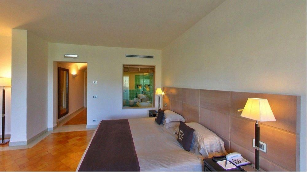 L'Ea Bianca Luxury Resort Baja Sardinia Ngoại thất bức ảnh