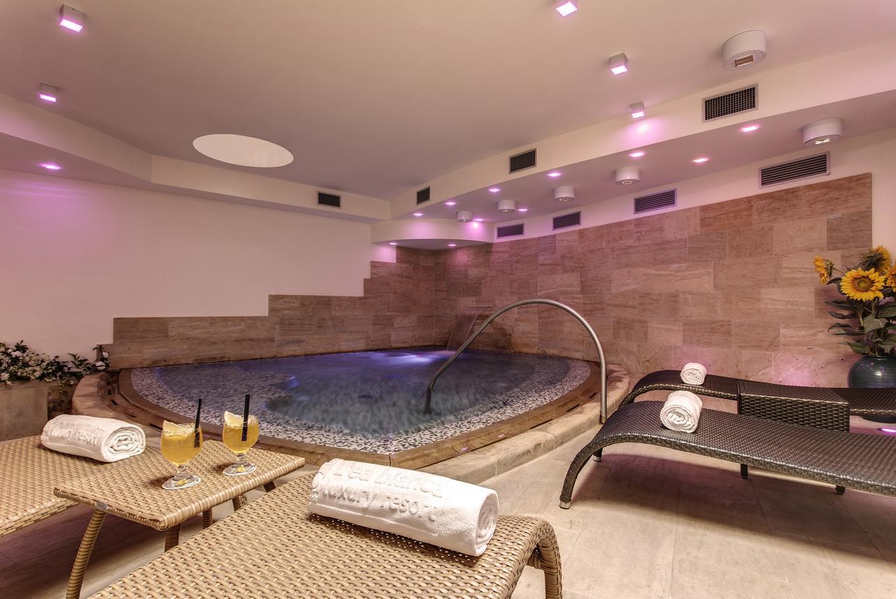 L'Ea Bianca Luxury Resort Baja Sardinia Ngoại thất bức ảnh